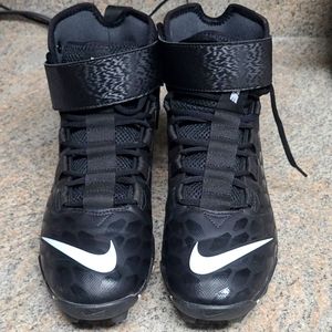 Nike Football Cleats - Size 9.5